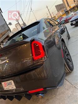 کرایسلەر 300